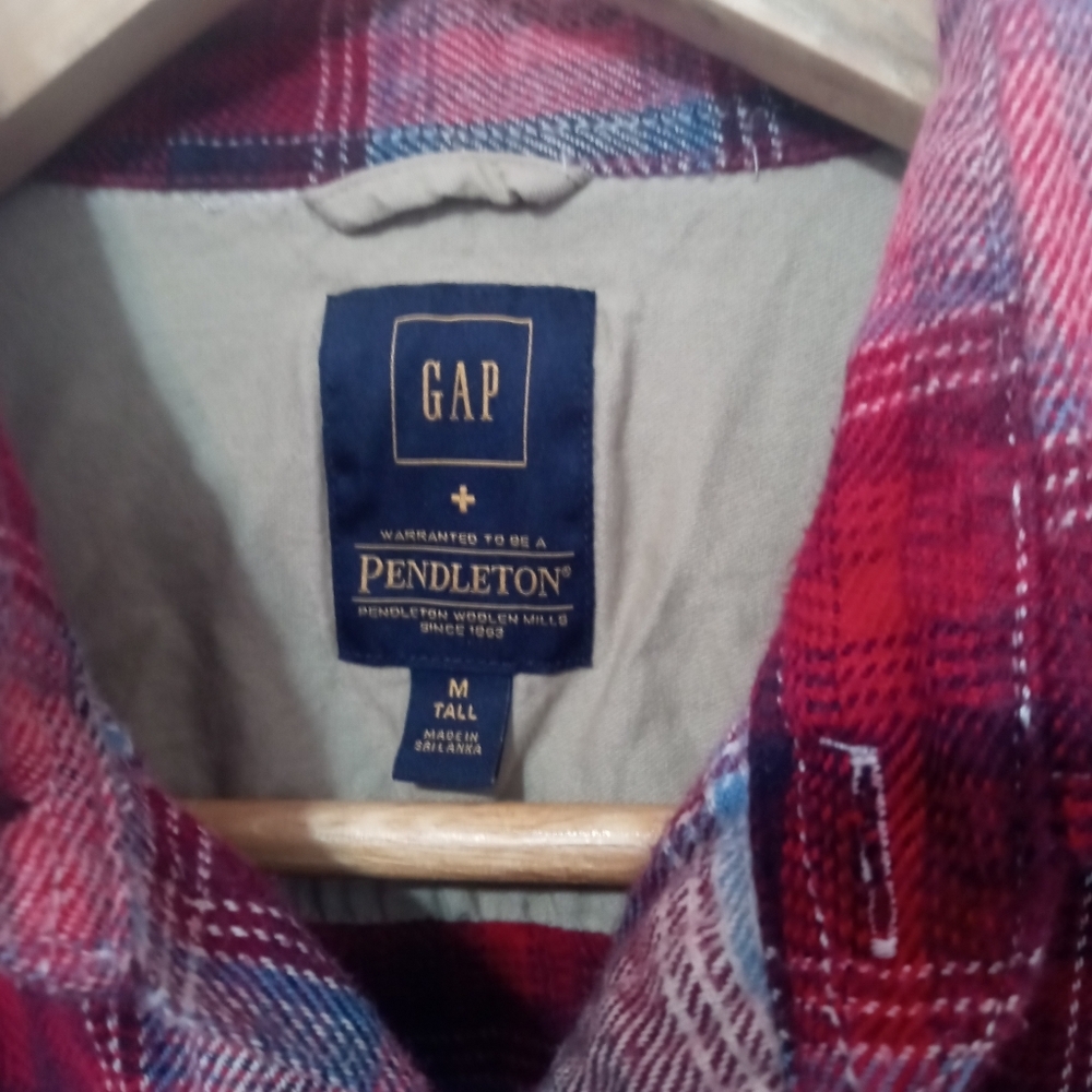 Gap X Pendleton Button Up Red Blue White Plaid Lo… - image 2